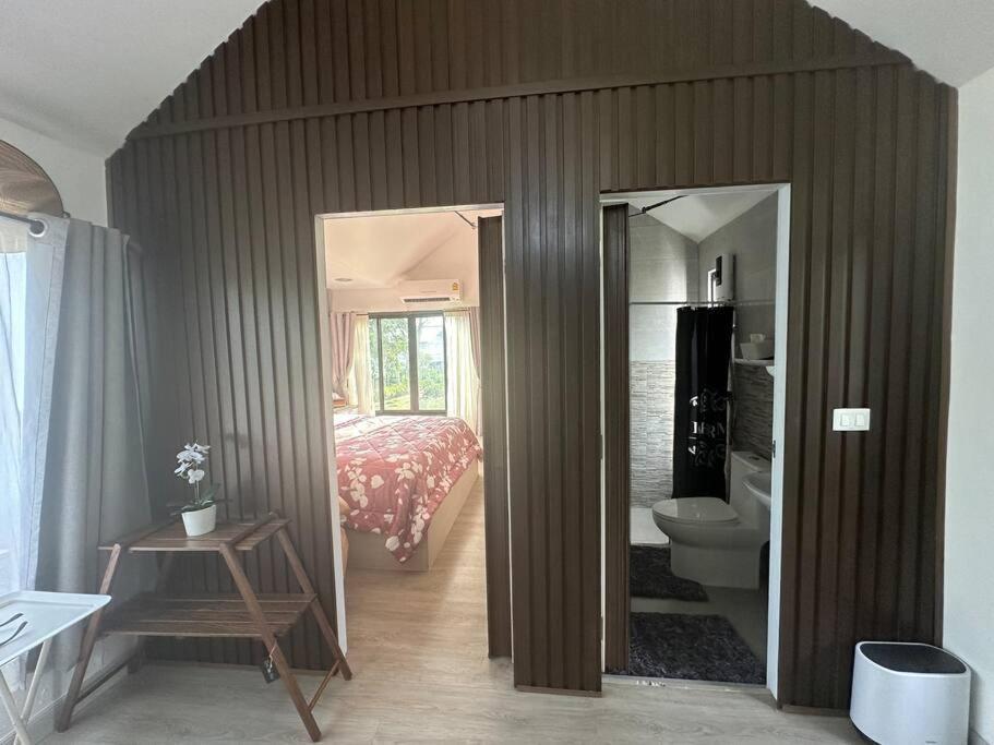 Tiny Home By The River In Thailand Phra Nakhon Si Ayutthaya Exterior foto